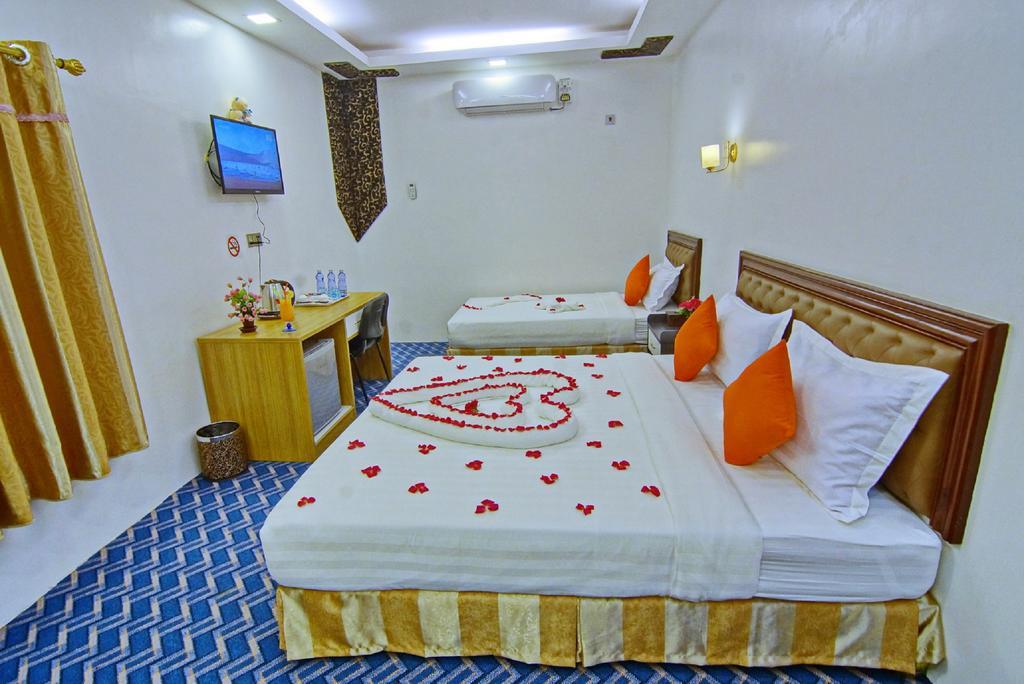 Perfect Hotel Мандалей Екстериор снимка