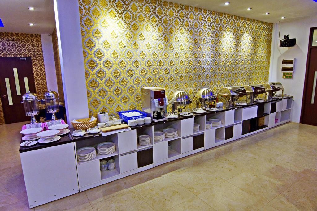 Perfect Hotel Мандалей Екстериор снимка
