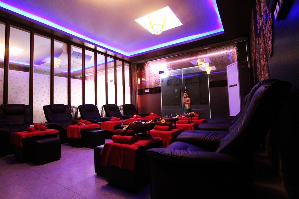 Perfect Hotel Мандалей Екстериор снимка