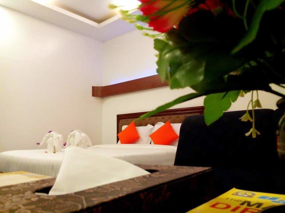 Perfect Hotel Мандалей Екстериор снимка